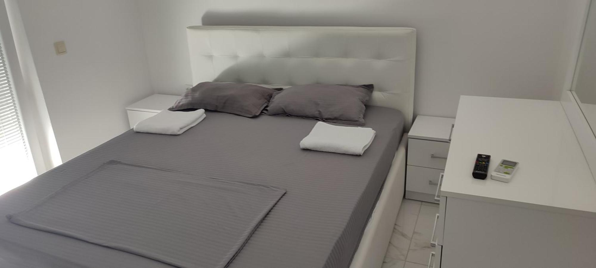 Golem Apartment Luaran gambar
