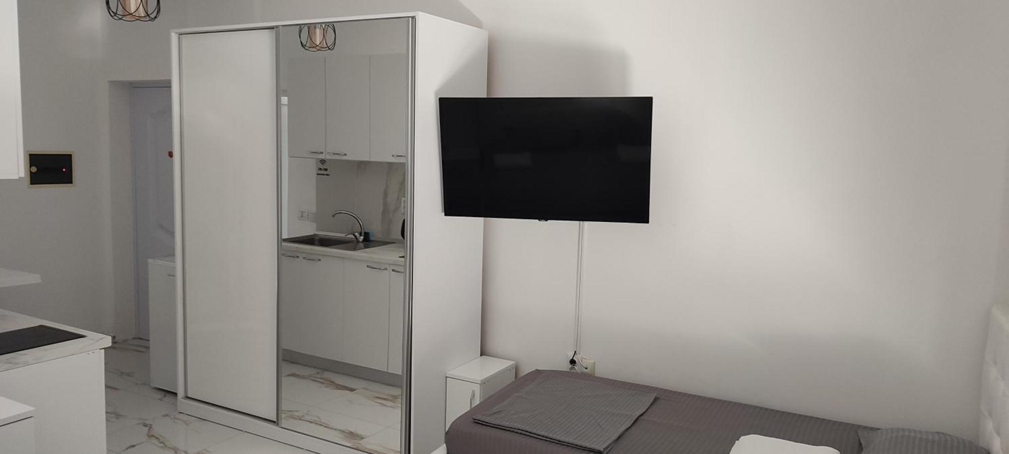 Golem Apartment Luaran gambar