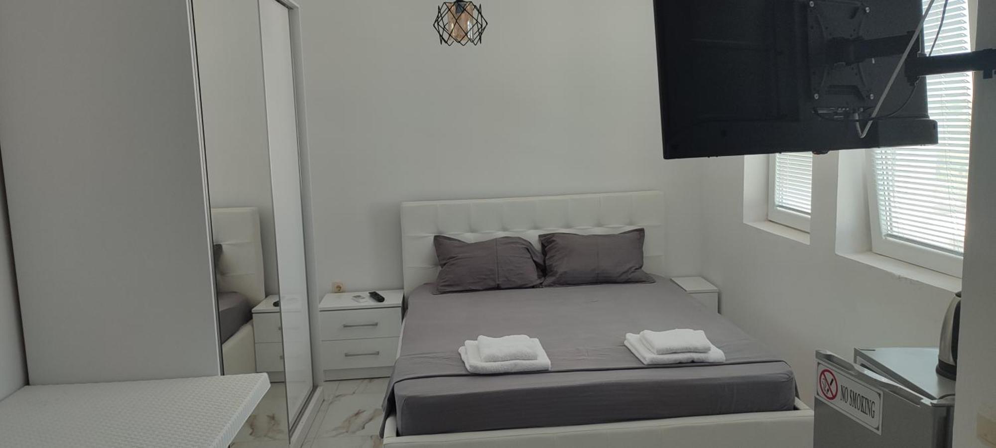 Golem Apartment Luaran gambar